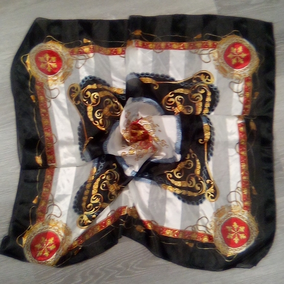 Beautiful Oversized High Quality Vintage Scarf - Picture 2 of 11